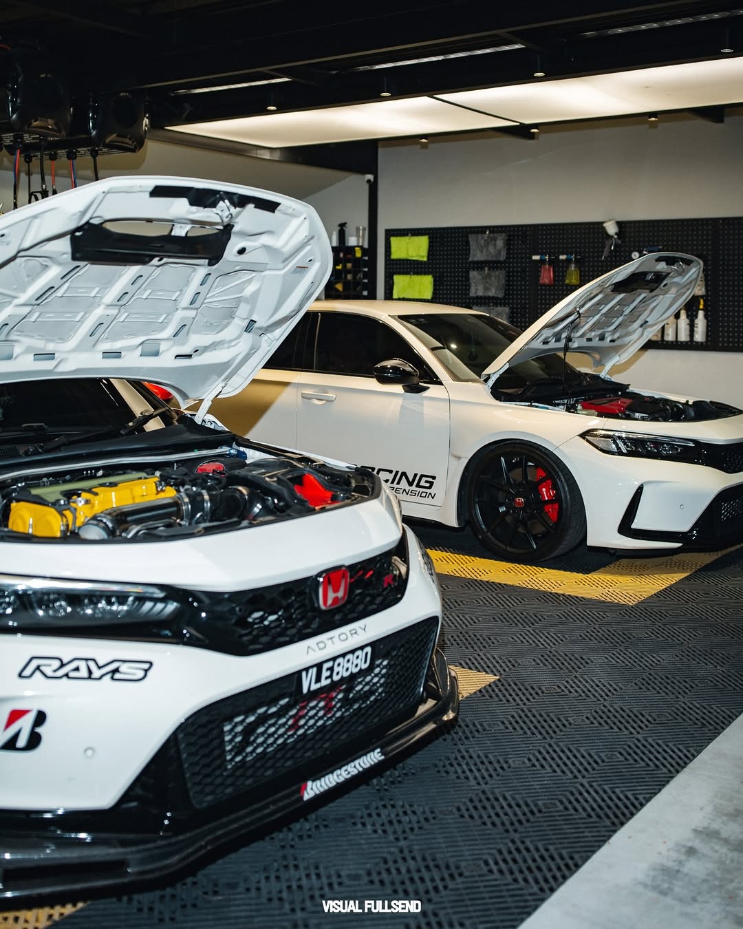 Instagram Photo 469818367